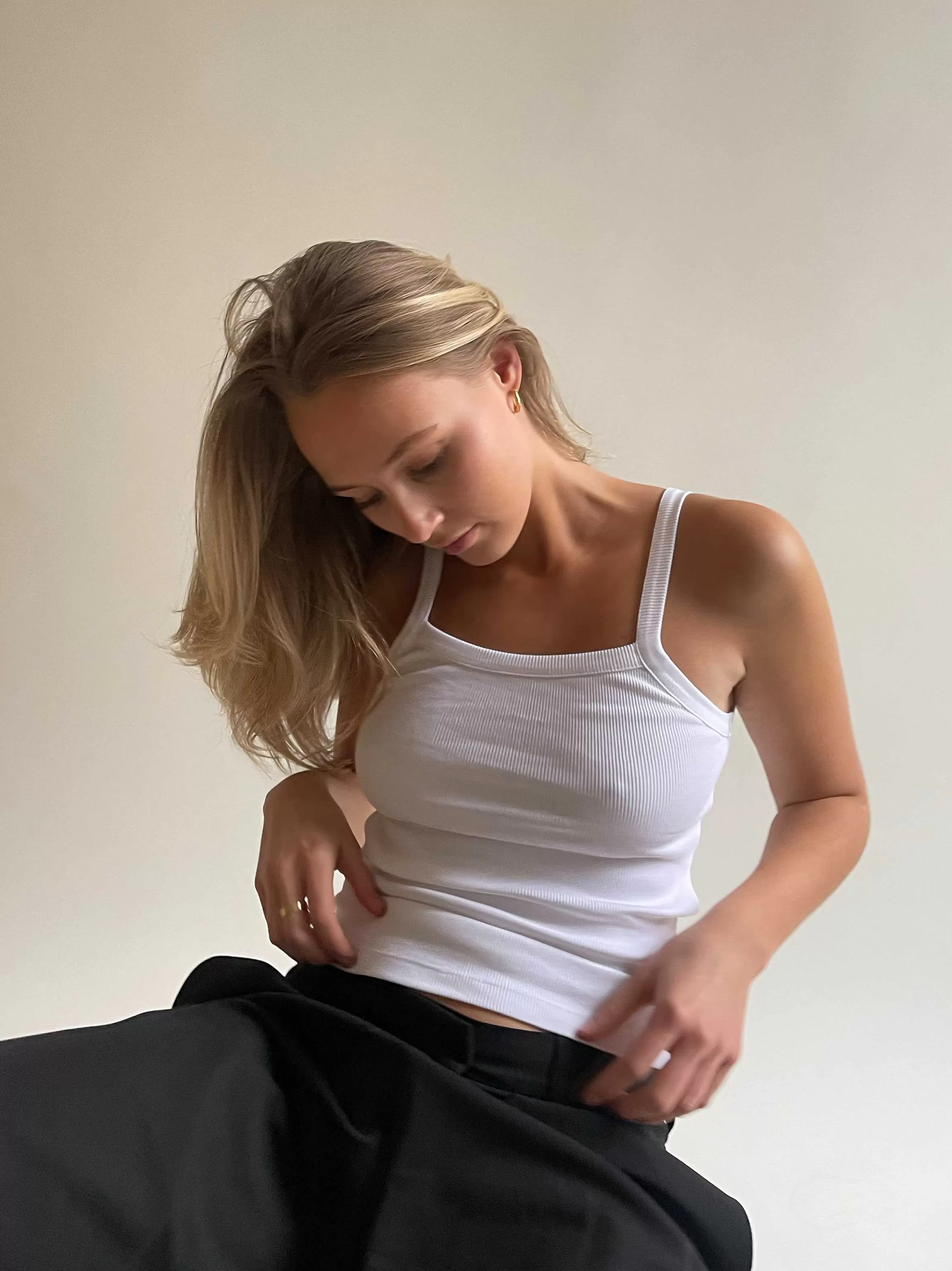 Djerf Avenue Daily Linne Ribbed White Clearance